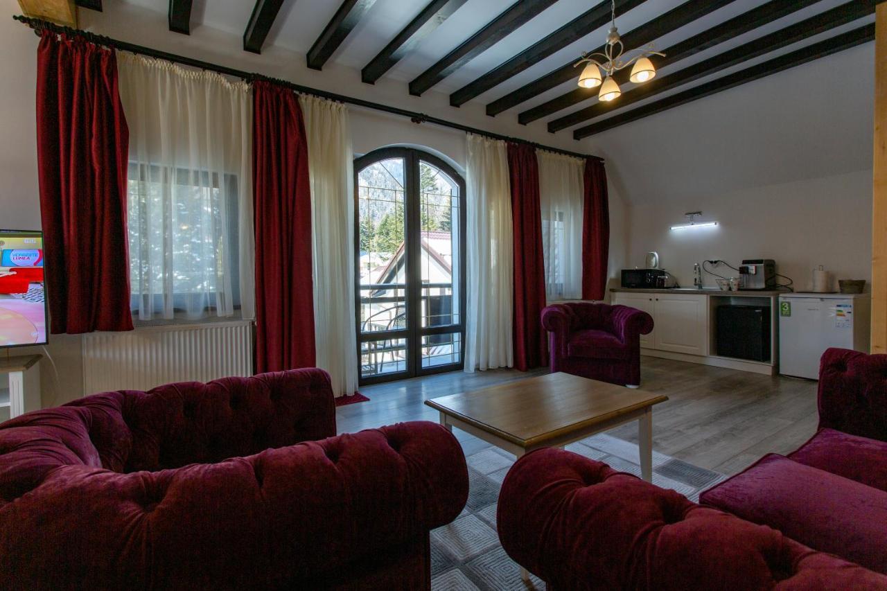 Pensiunea Carmen'S Mansion B Синая Екстериор снимка