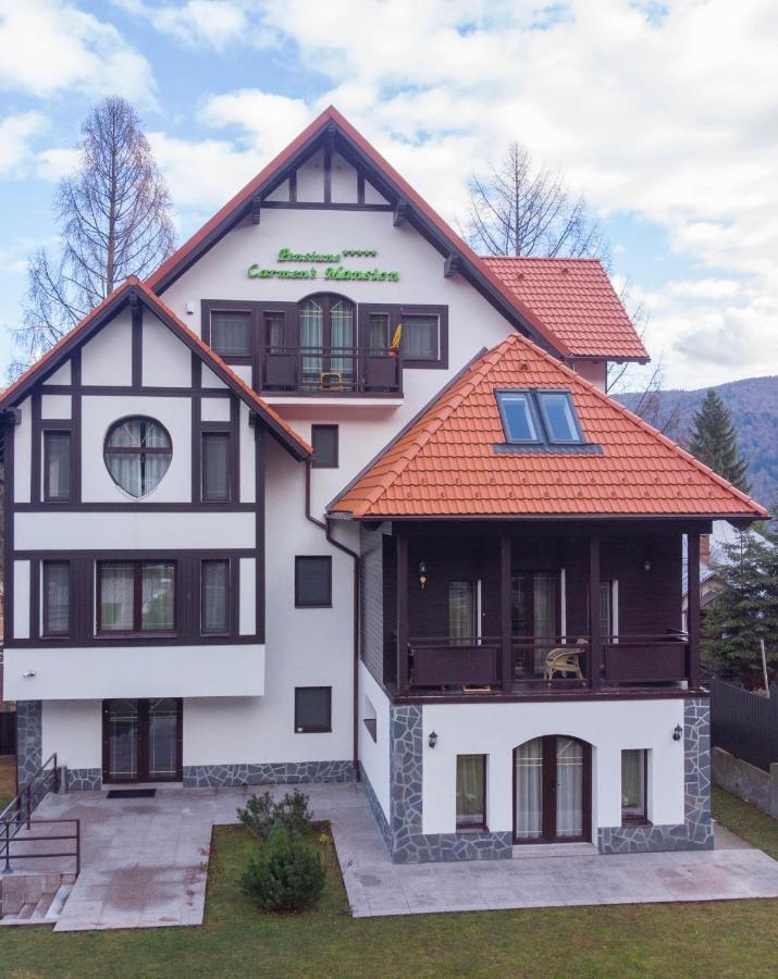 Pensiunea Carmen'S Mansion B Синая Екстериор снимка